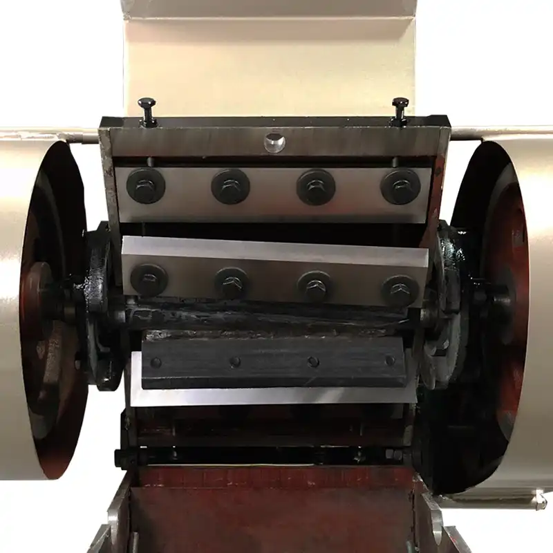 crusher machine for plastic made in China crusher machine for plastic made in China